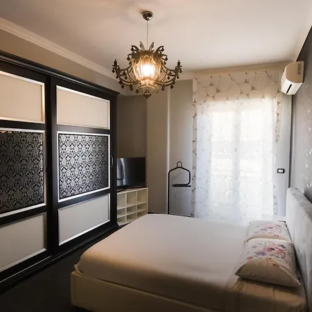 Crispi House Holiday home